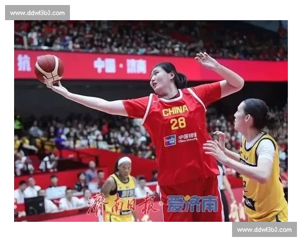 张子宇内线碾压 + 遭日本队恶意侵犯！中国女篮 3 人满分大胜