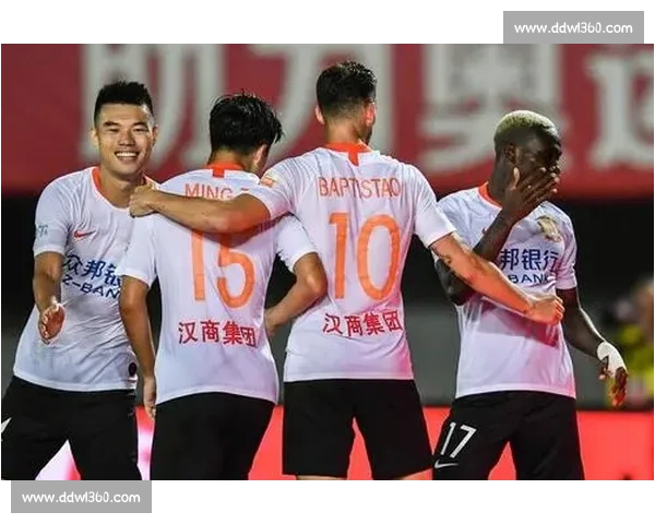 北京人和主场迎战武汉卓尔联赛关键对决引发球迷广泛热议持续 北京人和主场迎战武汉卓尔联赛关键对决引发球迷广泛热议持续