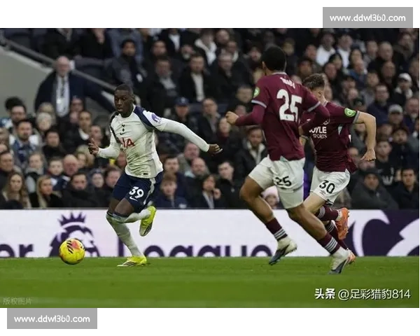 欧冠焦点对决热刺迎战皇马豪门碰撞引爆攻防大战伯纳乌夜晚悬念拉满 欧冠焦点对决热刺迎战皇马豪门碰撞引爆攻防大战伯纳乌夜晚悬念拉满